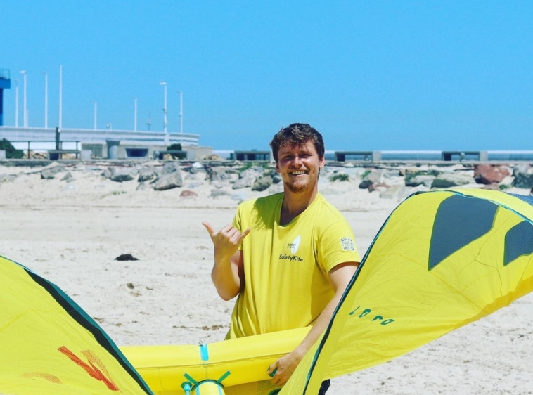 SAFETY KITE Jastarnia